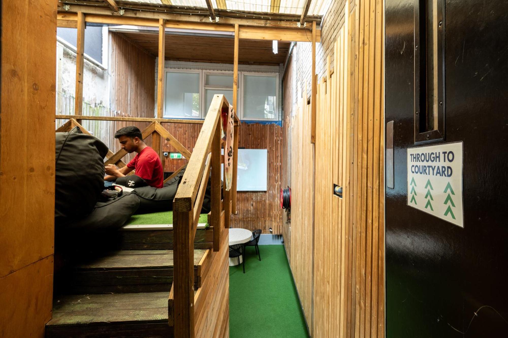 Urban Nomad Potts Point - 18 To 39 Only Hostel Sydney Exterior photo