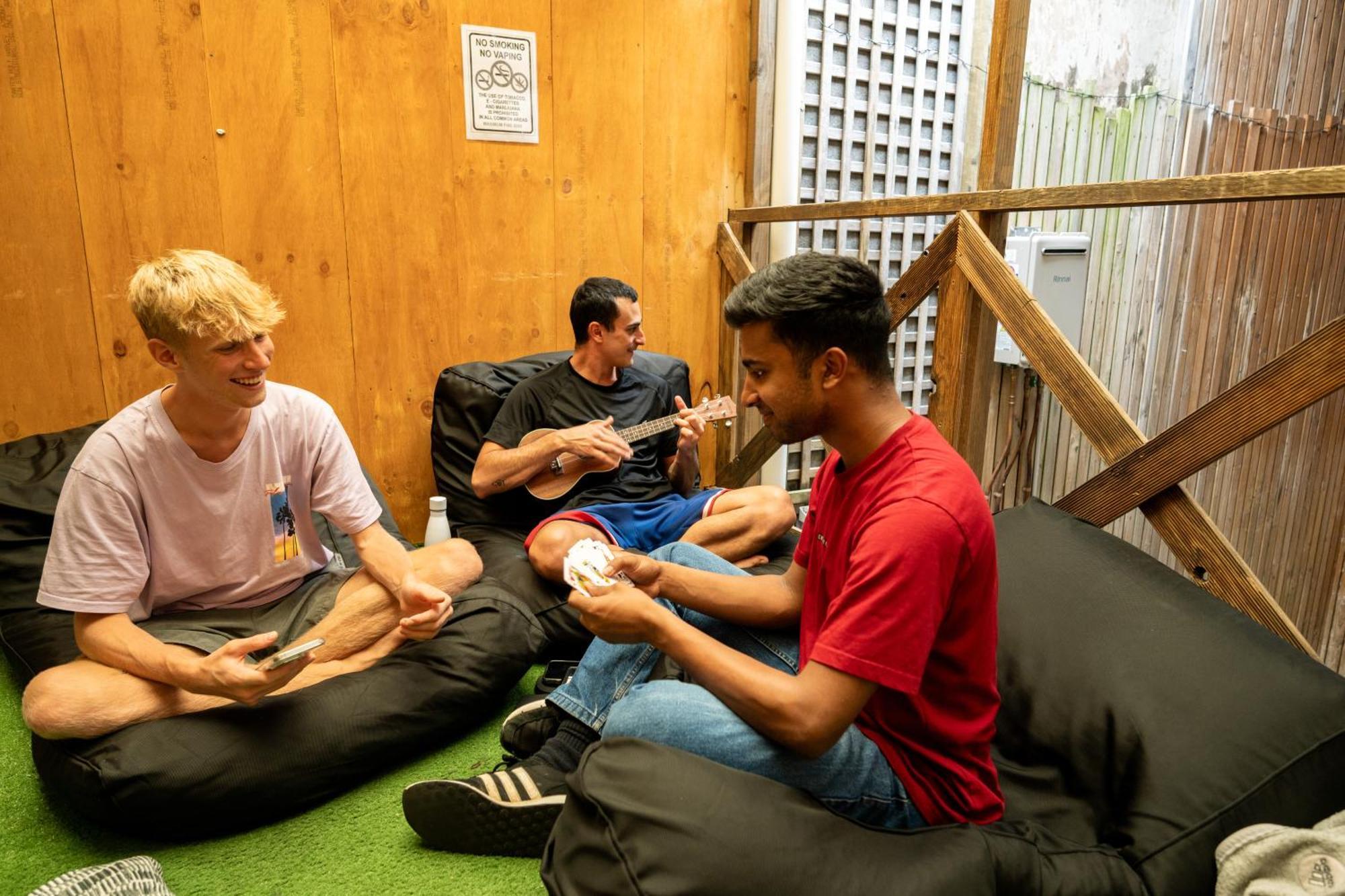 Urban Nomad Potts Point - 18 To 39 Only Hostel Sydney Exterior photo